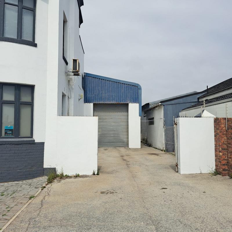 To Let commercial Property for Rent in North End Eastern Cape